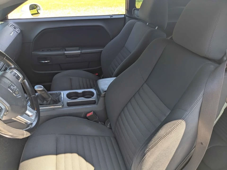 2014 Dodge Challenger 3rd Gen - Image 9 of 10