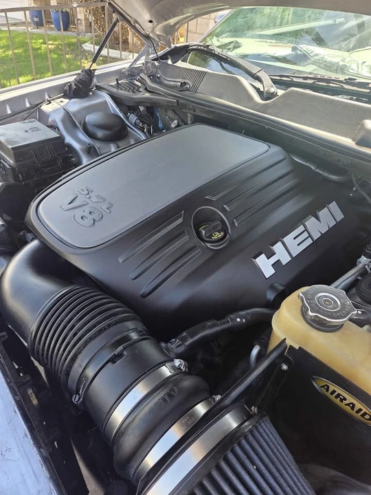 2014 Dodge Challenger 3rd Gen - Image 9 of 10