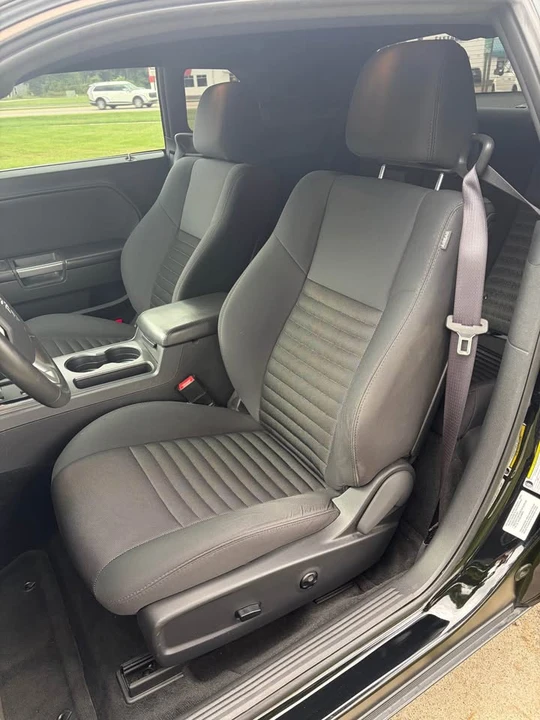 2014 Dodge Challenger 3rd Gen - Image 9 of 14