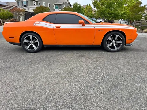 2014 Dodge Challenger R/T Coupe 2D