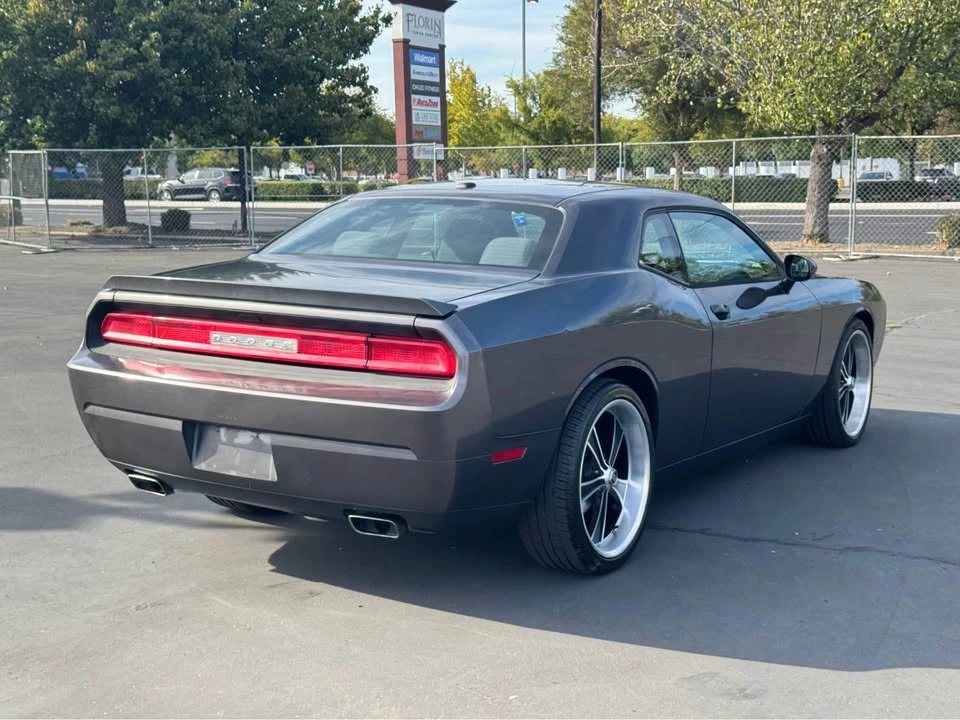 2014 Dodge Challenger 3rd Gen - Image 8 of 20