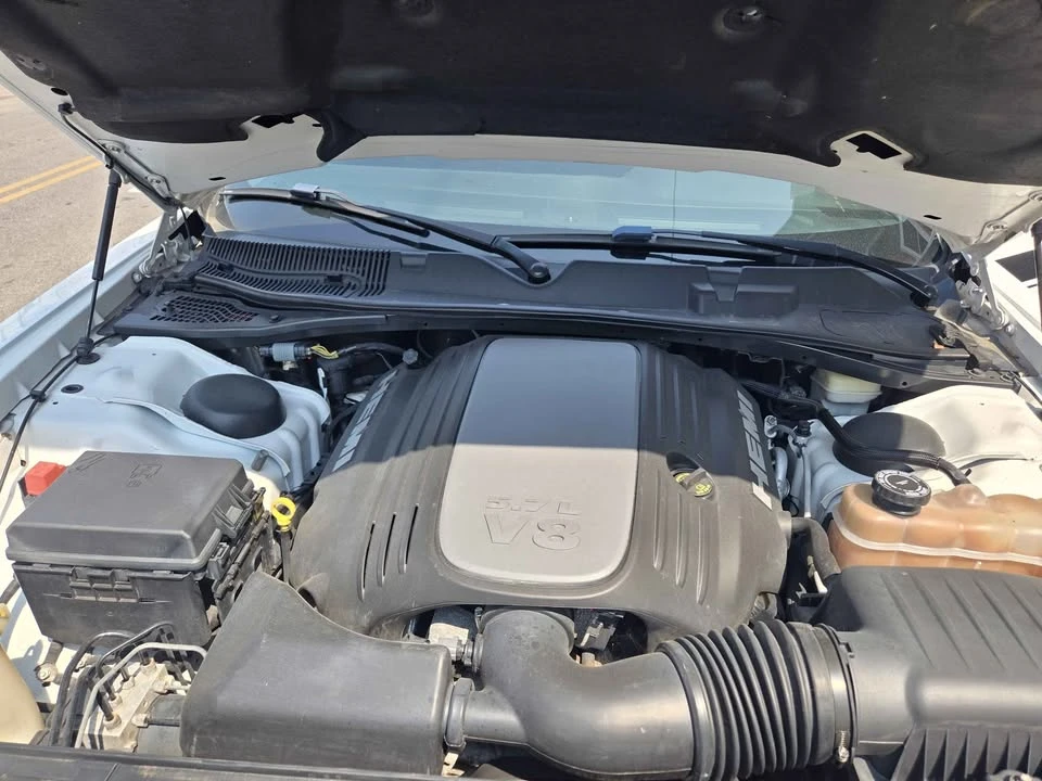 2014 Dodge Challenger 3rd Gen - Image 3 of 12