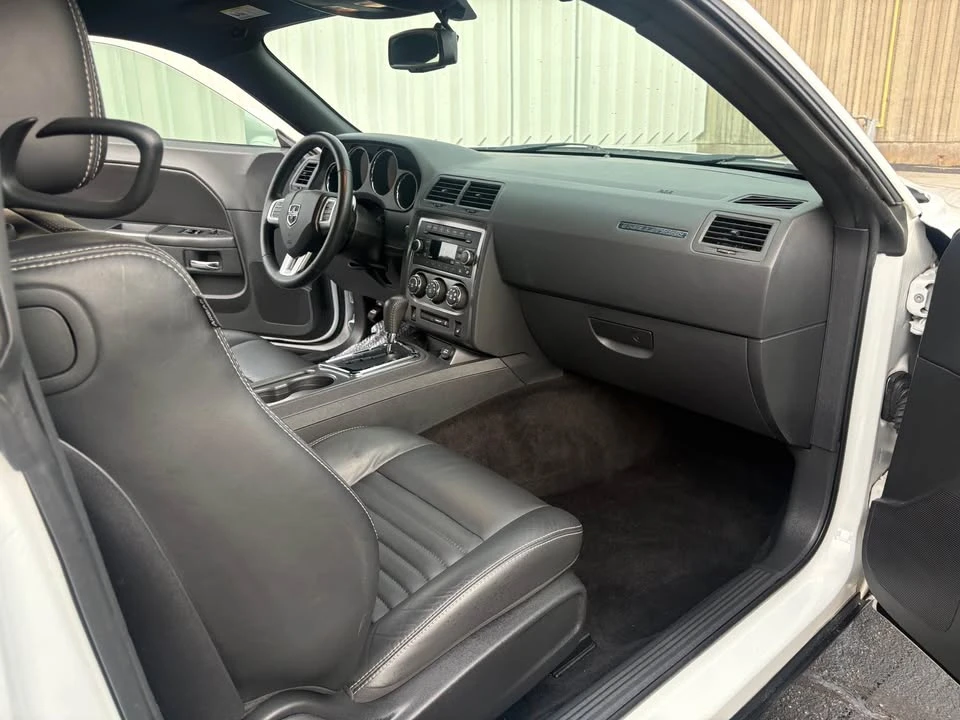 2014 Dodge Challenger 3rd Gen - Image 13 of 18