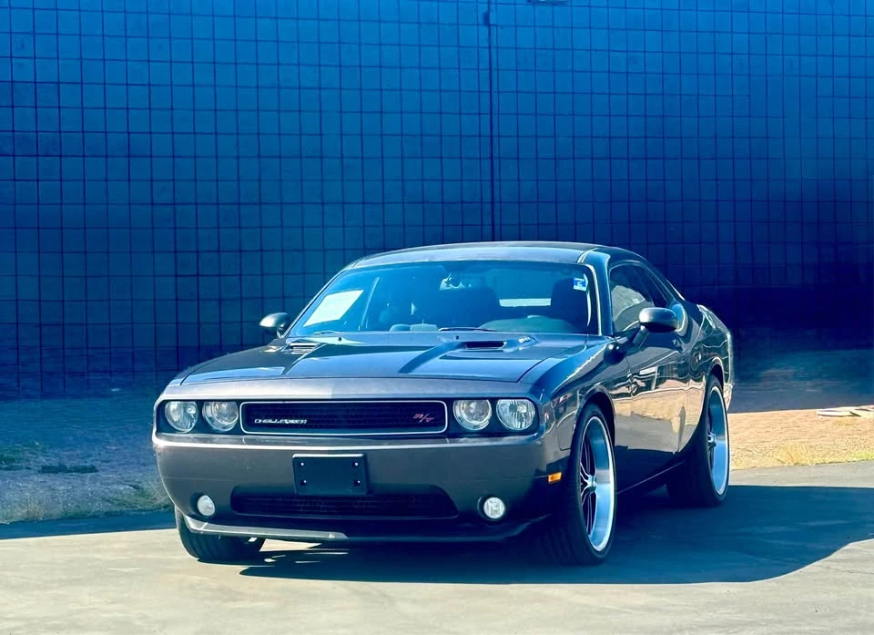 2014 Dodge Challenger 3rd Gen - Image 2 of 10