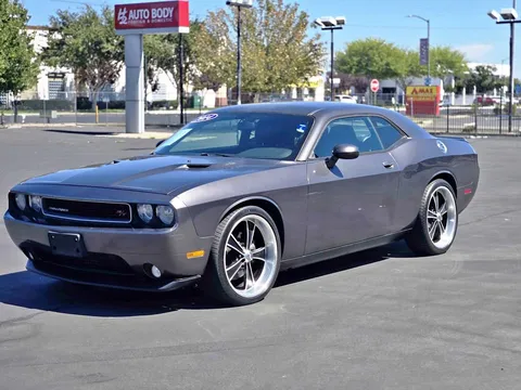 2014 Dodge Challenger R/T Coupe 2D
