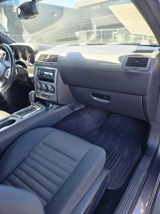 2014 Dodge Challenger 3rd Gen - Image 10 of 13