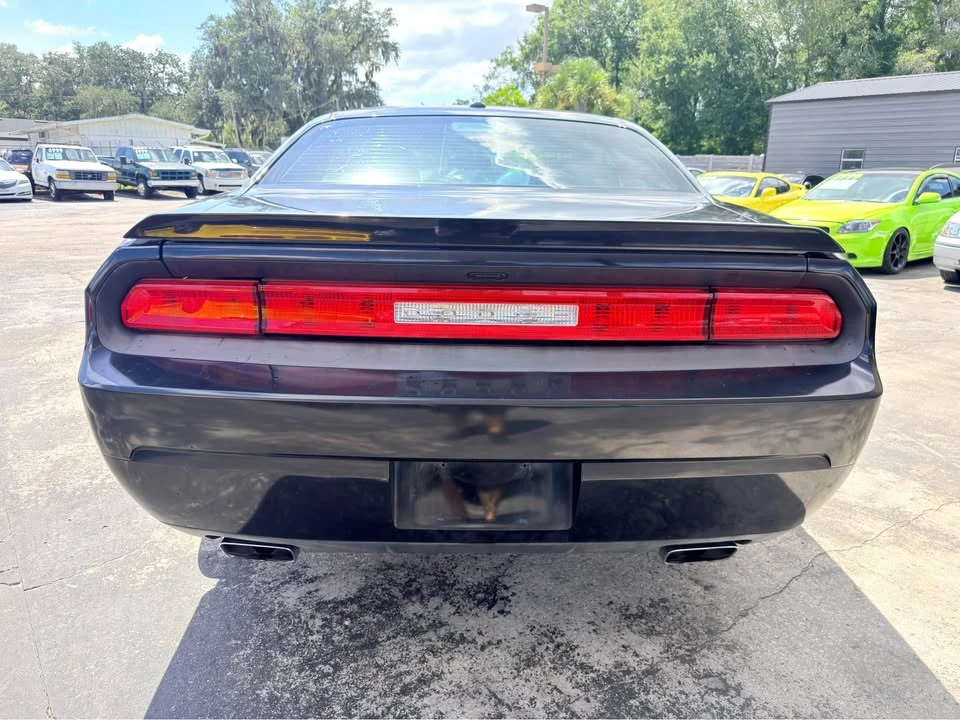 2014 Dodge Challenger 3rd Gen - Image 9 of 15