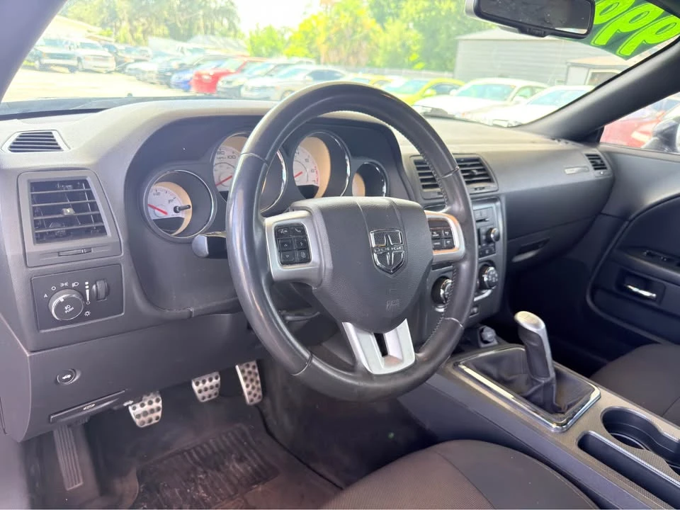 2014 Dodge Challenger 3rd Gen - Image 11 of 15