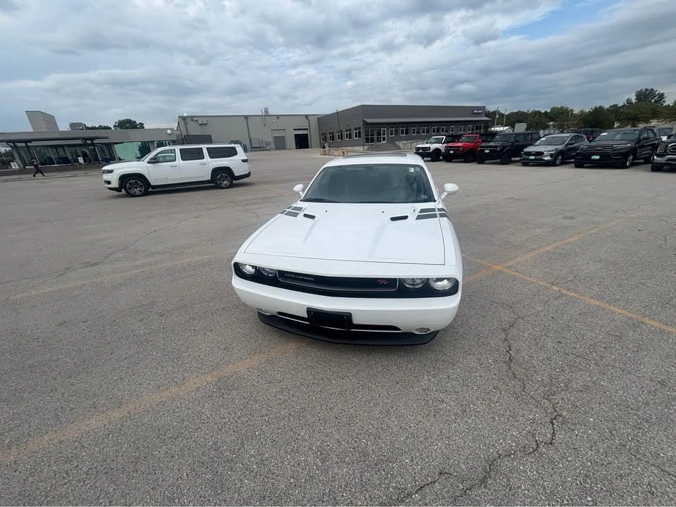 2014 Dodge Challenger 3rd Gen - Image 2 of 11