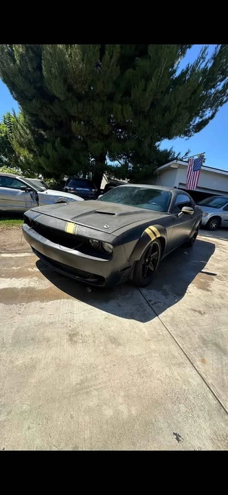 2014 Dodge Challenger 3rd Gen - Image 2 of 12