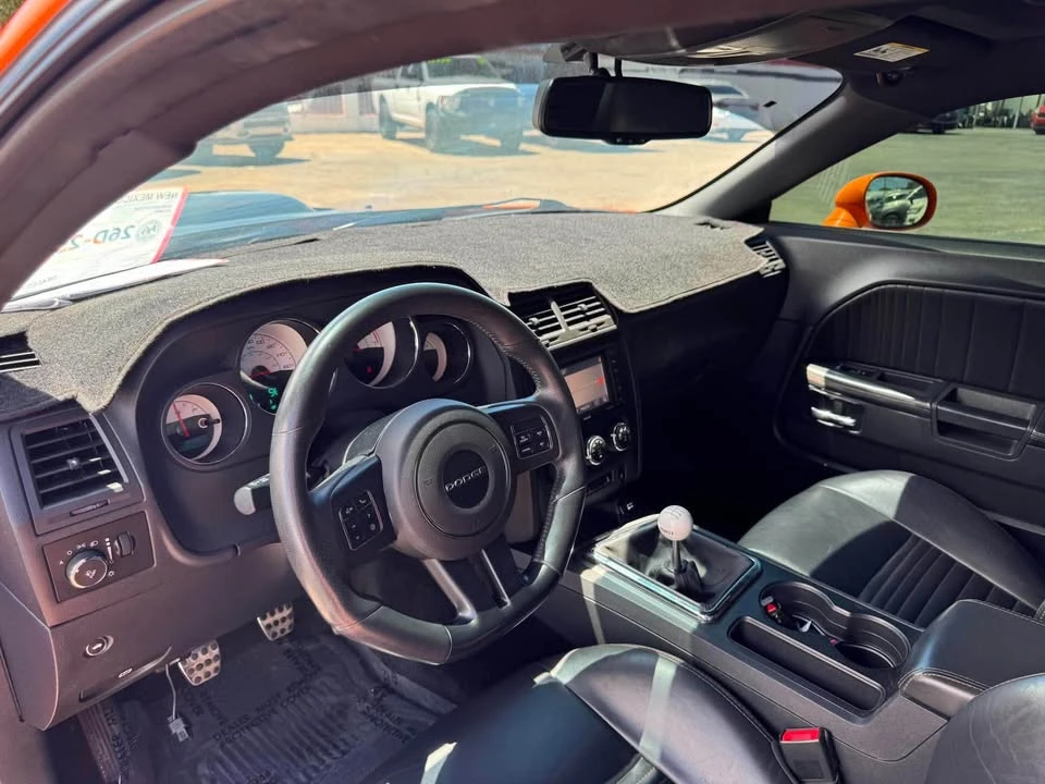 2014 Dodge Challenger 3rd Gen - Image 10 of 15