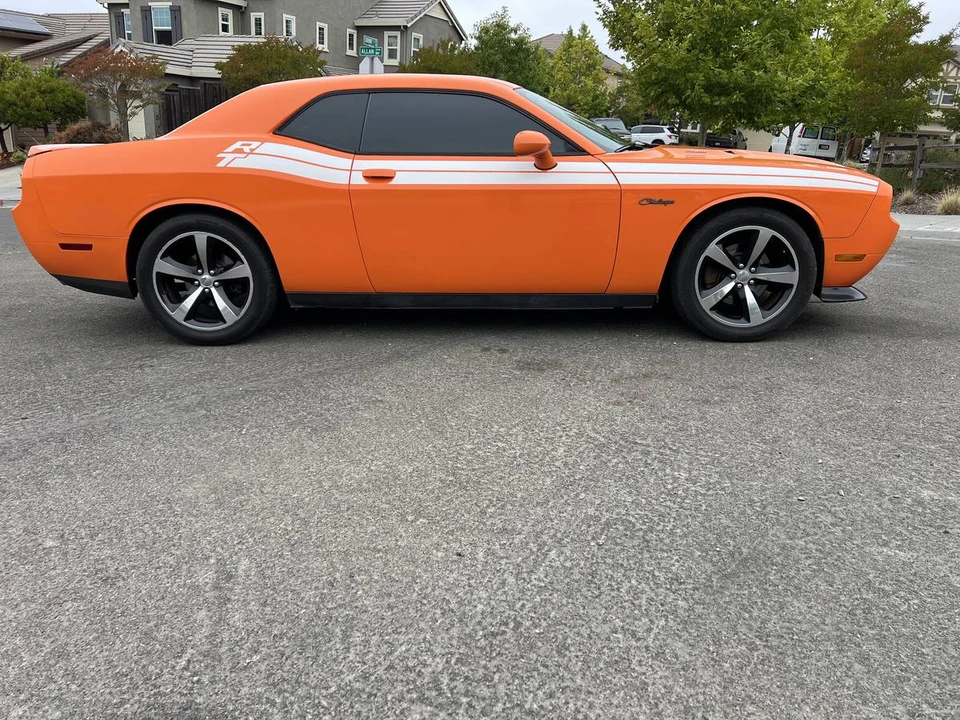 2014 Dodge Challenger 3rd Gen - Image 6 of 12