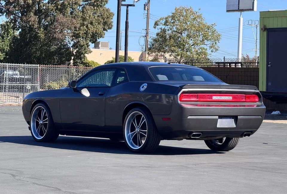 2014 Dodge Challenger 3rd Gen - Image 6 of 18