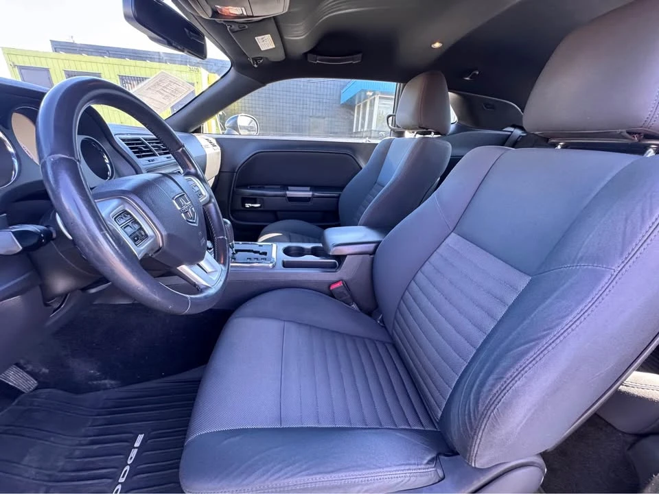 2014 Dodge Challenger 3rd Gen - Image 13 of 18