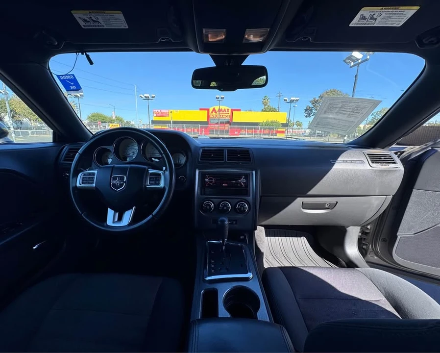 2014 Dodge Challenger 3rd Gen - Image 17 of 18