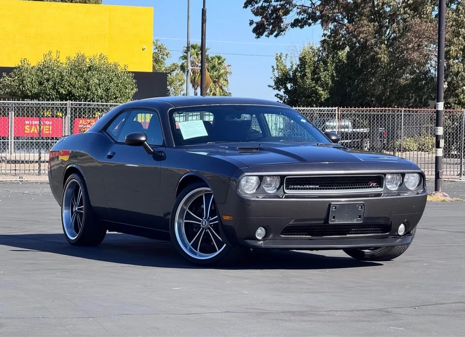 2014 Dodge Challenger 3rd Gen - Image 3 of 18