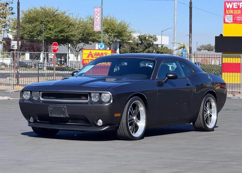 2014 Dodge Challenger 3rd Gen - Image 4 of 18