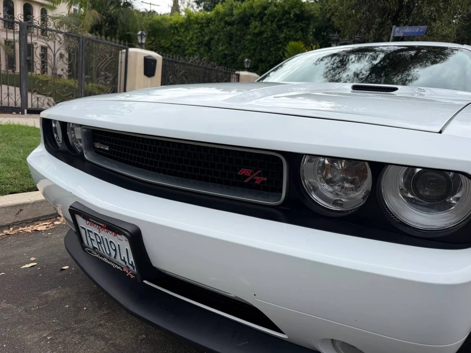 2014 Dodge Challenger 3rd Gen - Image 4 of 12
