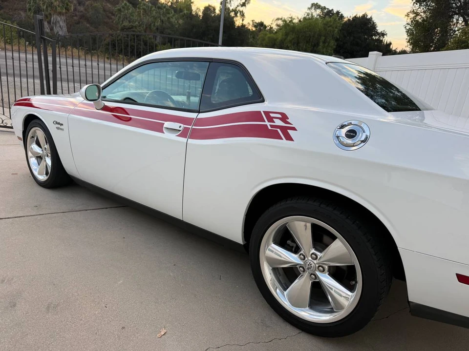 2014 Dodge Challenger 3rd Gen - Image 2 of 12
