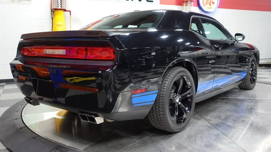 2014 Dodge Challenger 3rd Gen - Image 20 of 31