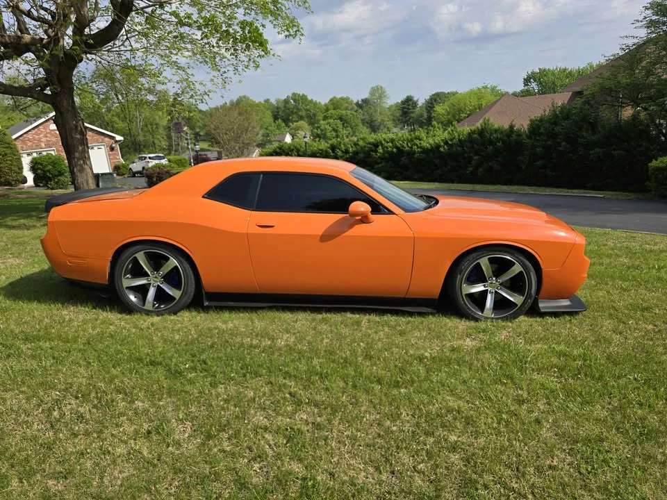 2014 Dodge Challenger 3rd Gen - Image 2 of 8