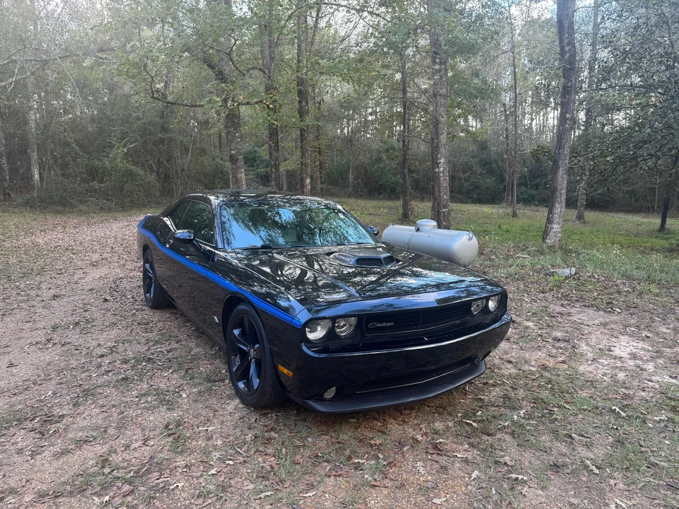 2014 Dodge Challenger 3rd Gen - Image 16 of 31