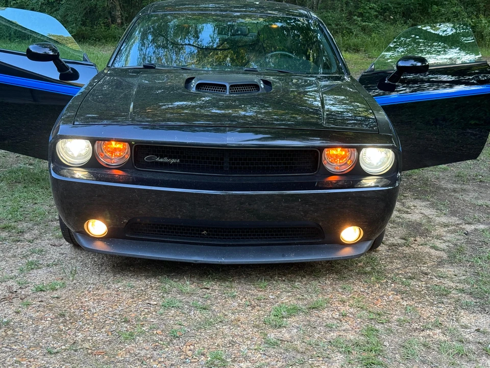 2014 Dodge Challenger 3rd Gen - Image 23 of 31