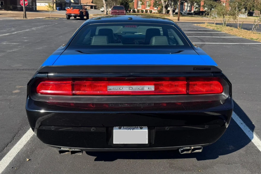 2014 Dodge Challenger 3rd Gen - Image 5 of 31