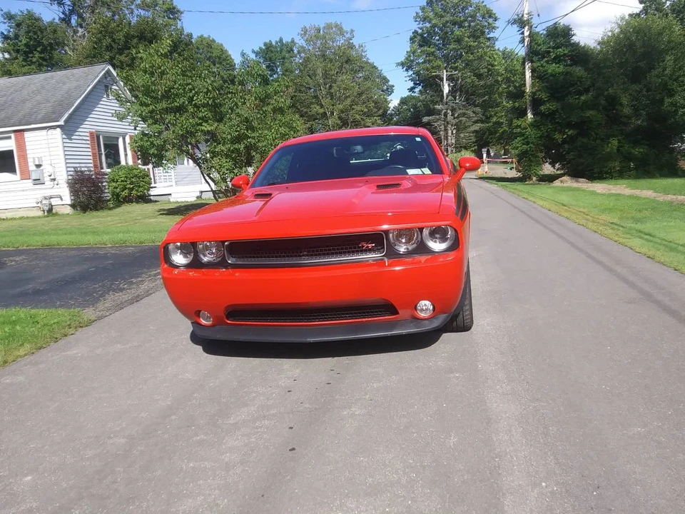 2014 Dodge Challenger 3rd Gen - Image 13 of 18