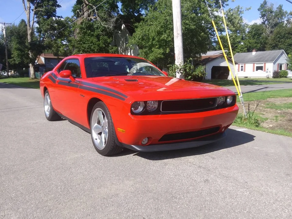 2014 Dodge Challenger 3rd Gen - Image 3 of 18