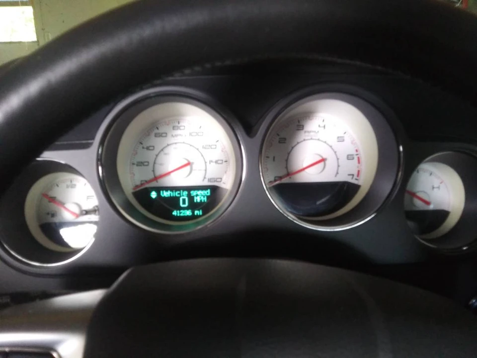 2014 Dodge Challenger 3rd Gen - Image 9 of 18