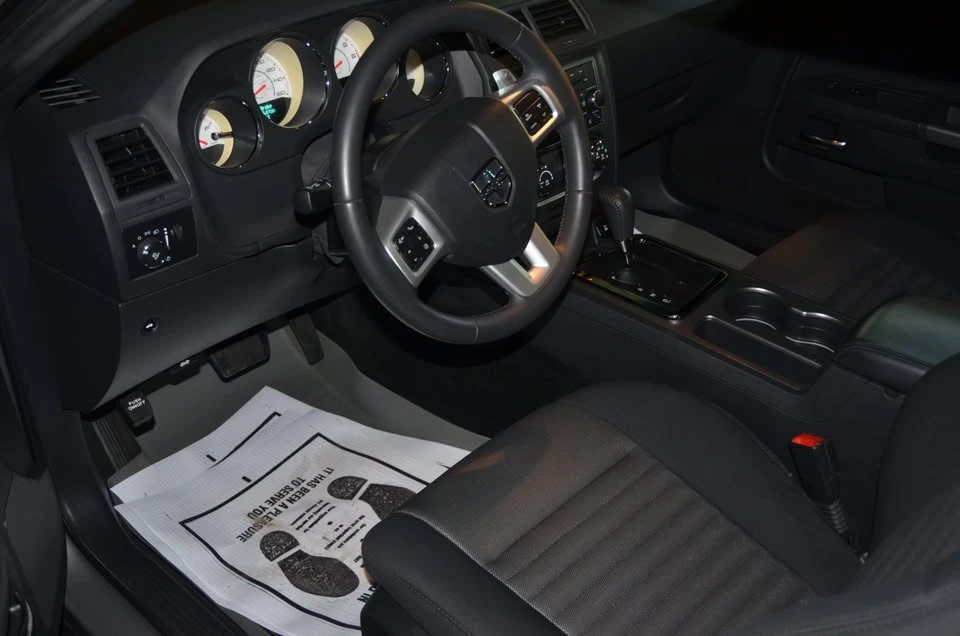 2014 Dodge Challenger 3rd Gen - Image 4 of 5