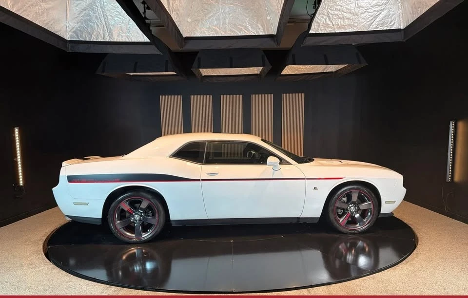 2014 Dodge Challenger 3rd Gen - Image 6 of 10