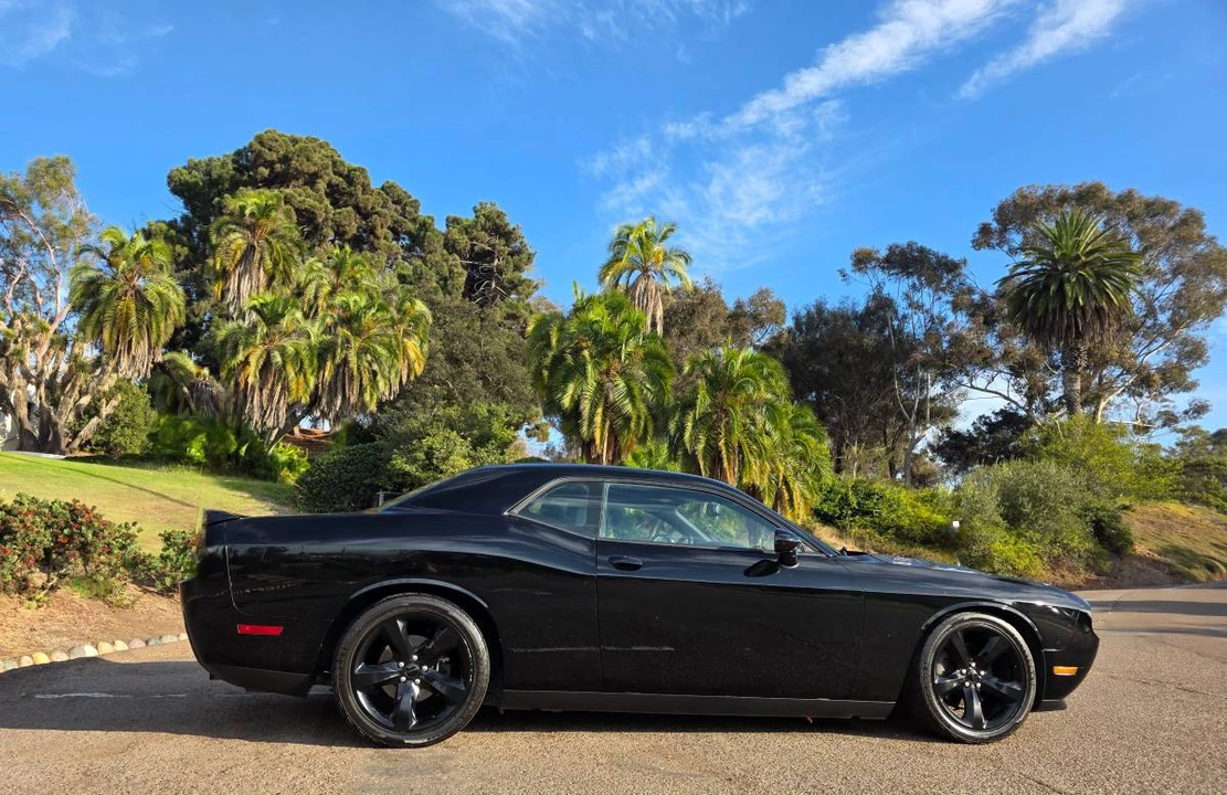 2014 Dodge Challenger 3rd Gen - Image 4 of 23