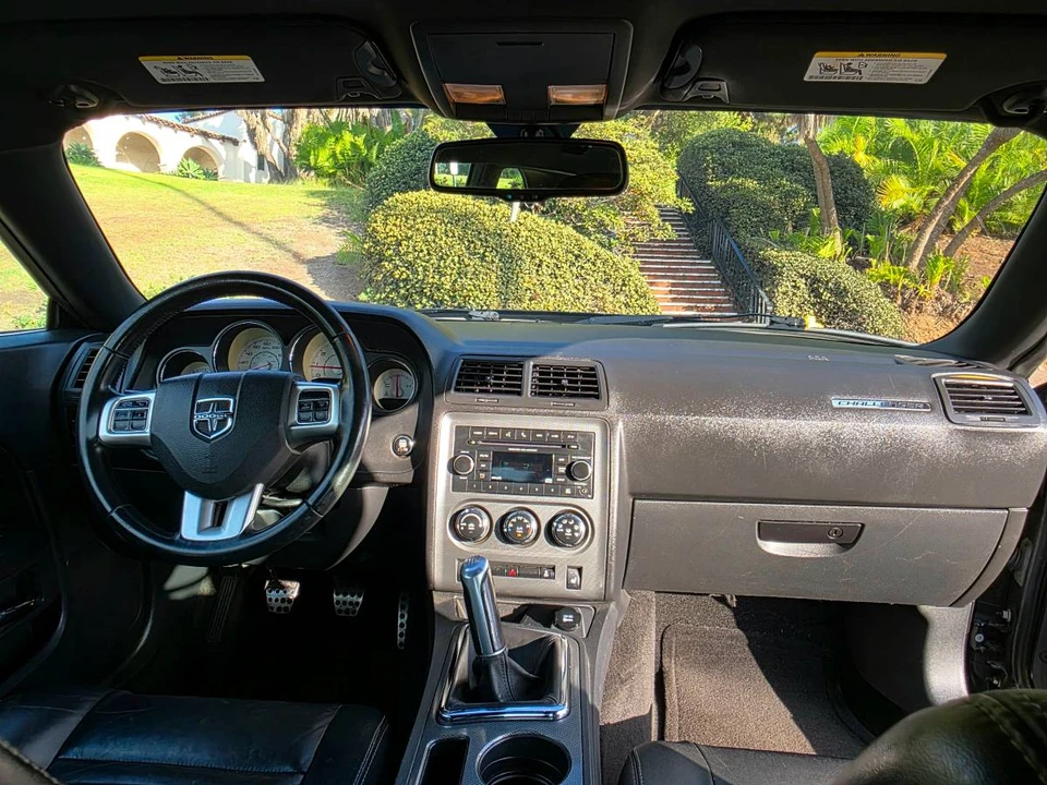 2014 Dodge Challenger 3rd Gen - Image 17 of 23
