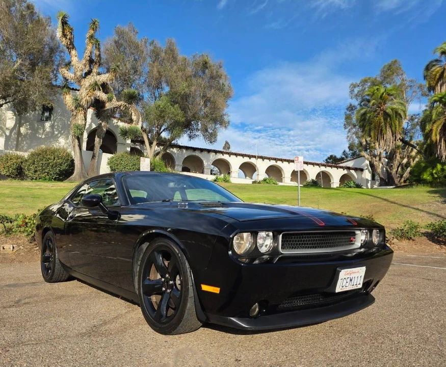 2014 Dodge Challenger 3rd Gen - Image 2 of 23