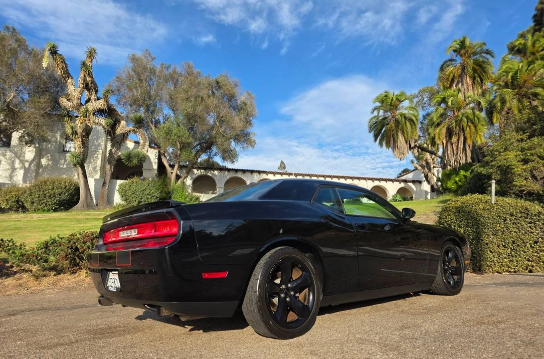 2014 Dodge Challenger 3rd Gen - Image 8 of 23