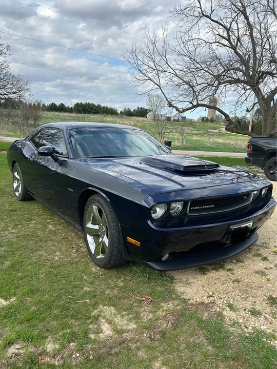 2014 Dodge Challenger 3rd Gen - Image 2 of 19