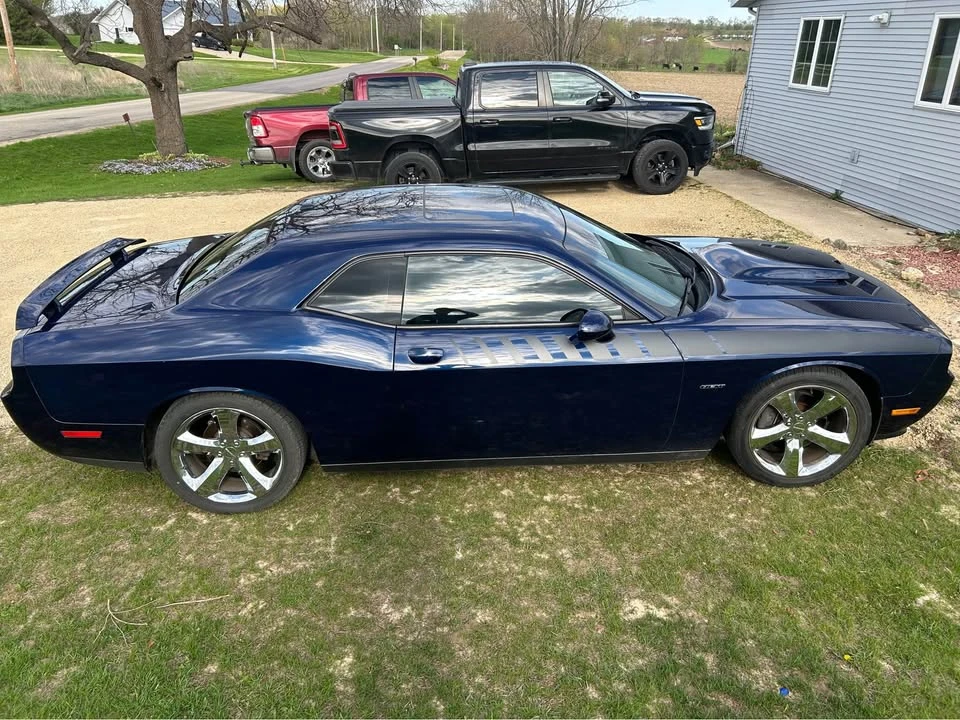 2014 Dodge Challenger 3rd Gen - Image 5 of 19