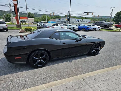 2014 Dodge Challenger R/T Plus