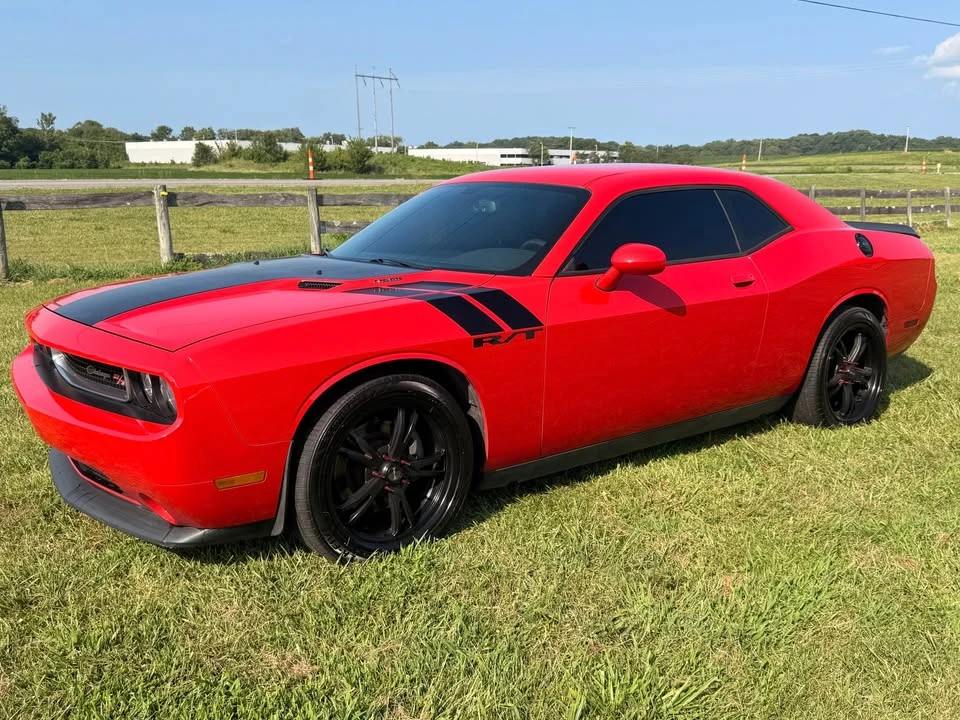 2014 Dodge Challenger 3rd Gen - Image 3 of 15
