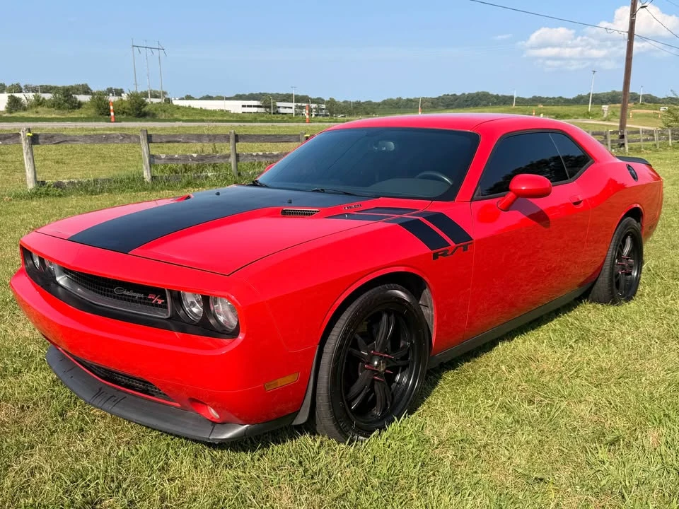 2014 Dodge Challenger 3rd Gen - Image 2 of 15