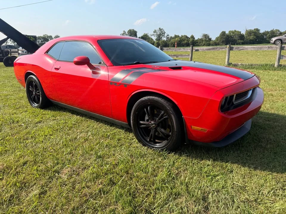 2014 Dodge Challenger 3rd Gen - Image 7 of 15