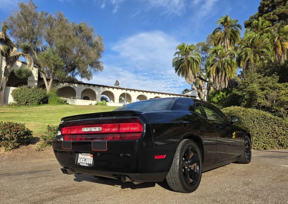 2014 Dodge Challenger 3rd Gen - Image 9 of 20
