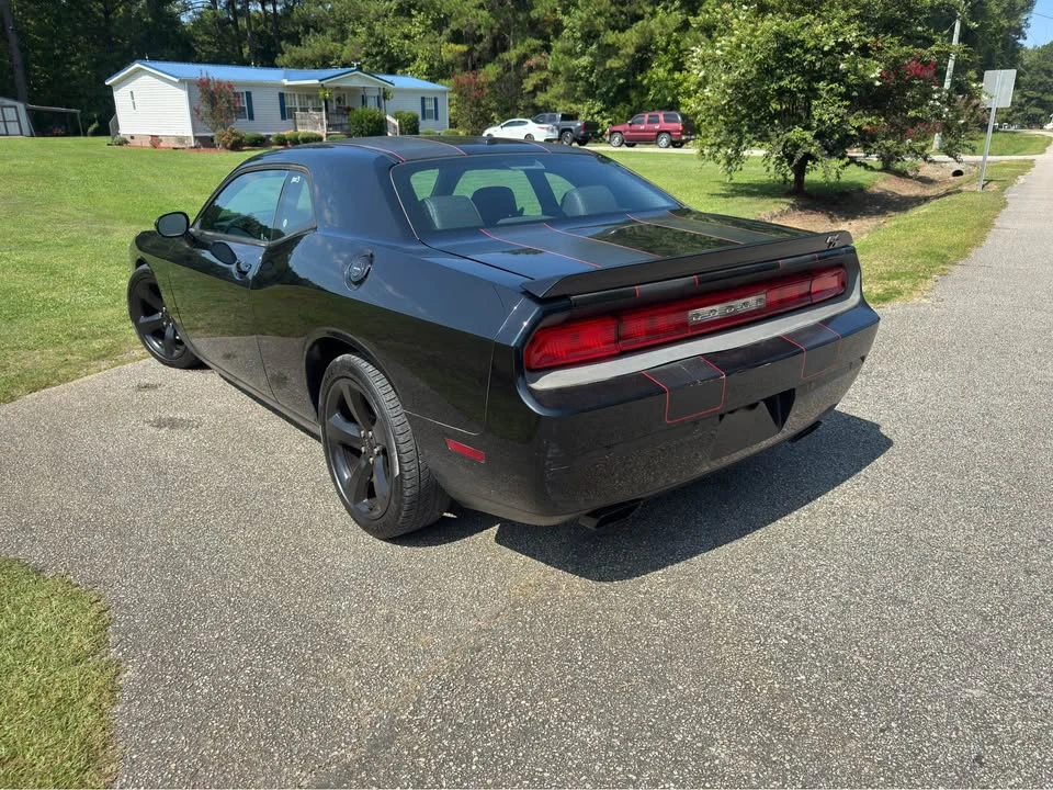2014 Dodge Challenger 3rd Gen - Image 7 of 17