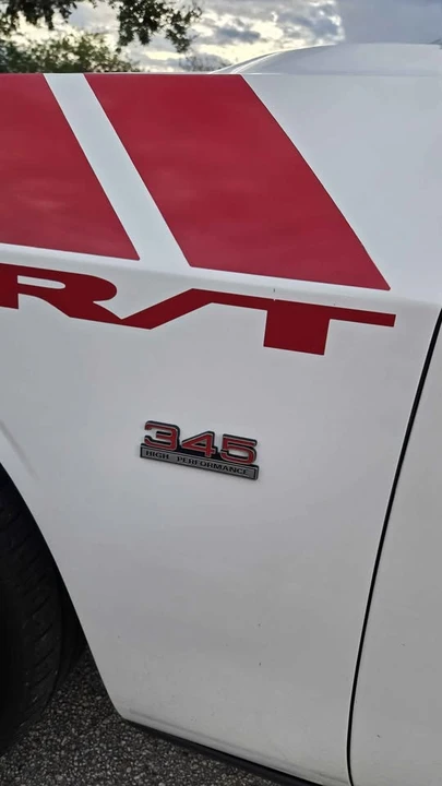 2014 Dodge Challenger 3rd Gen - Image 13 of 20