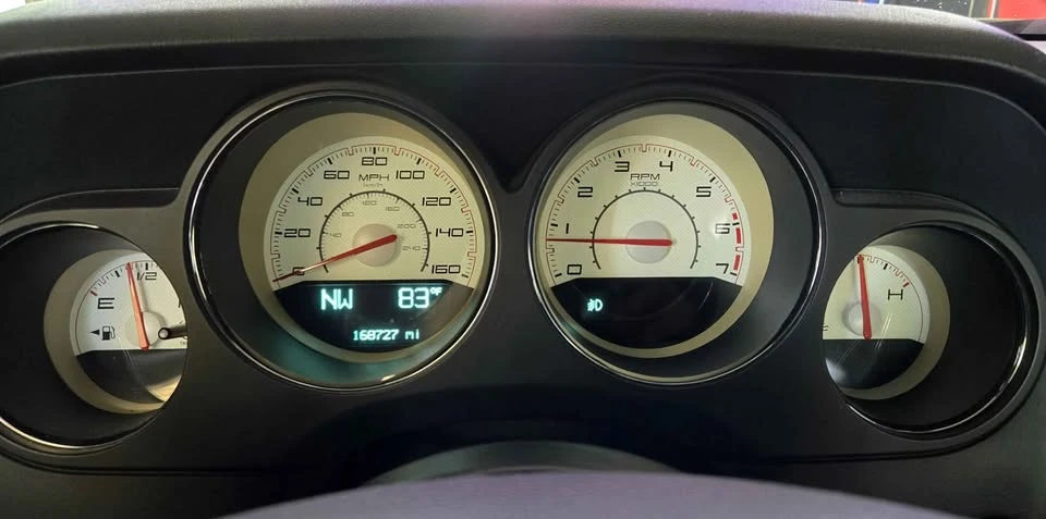 2014 Dodge Challenger 3rd Gen - Image 19 of 20