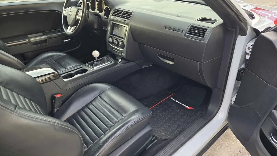 2014 Dodge Challenger 3rd Gen - Image 4 of 20