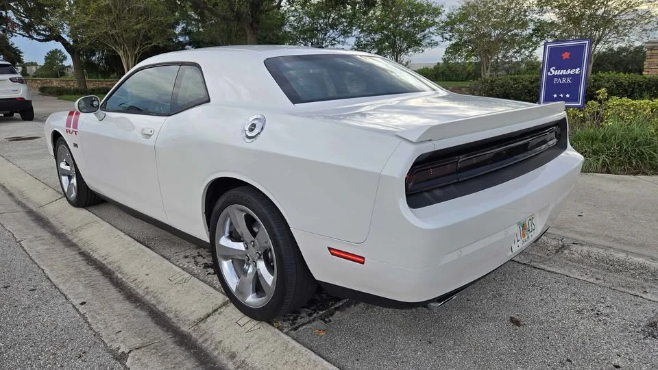 2014 Dodge Challenger 3rd Gen - Image 7 of 20