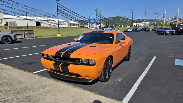 2014 Dodge Challenger R/T Plus